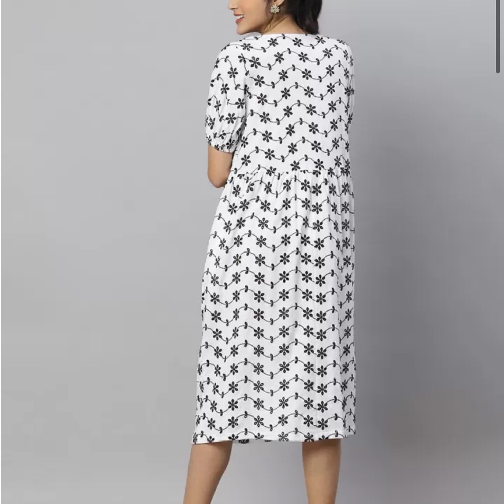 NWOT ASOS broderie v neck midi dress - Picture 8 of 10